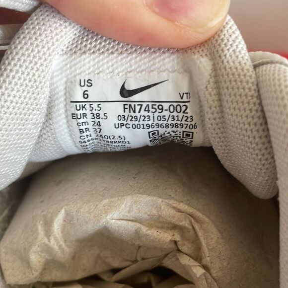 Nike Air Max Pulse Light Bone Women Size 7.5 Men Size 6(FN7459-002) - Picture 11 of 15